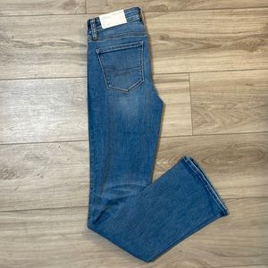 American eagle high rise skiing kick jean size 2